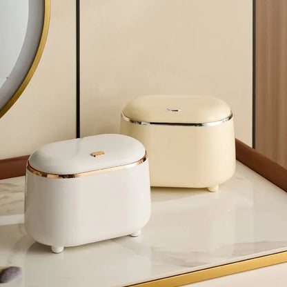 Mini poubelle de bureau blanche et crème
