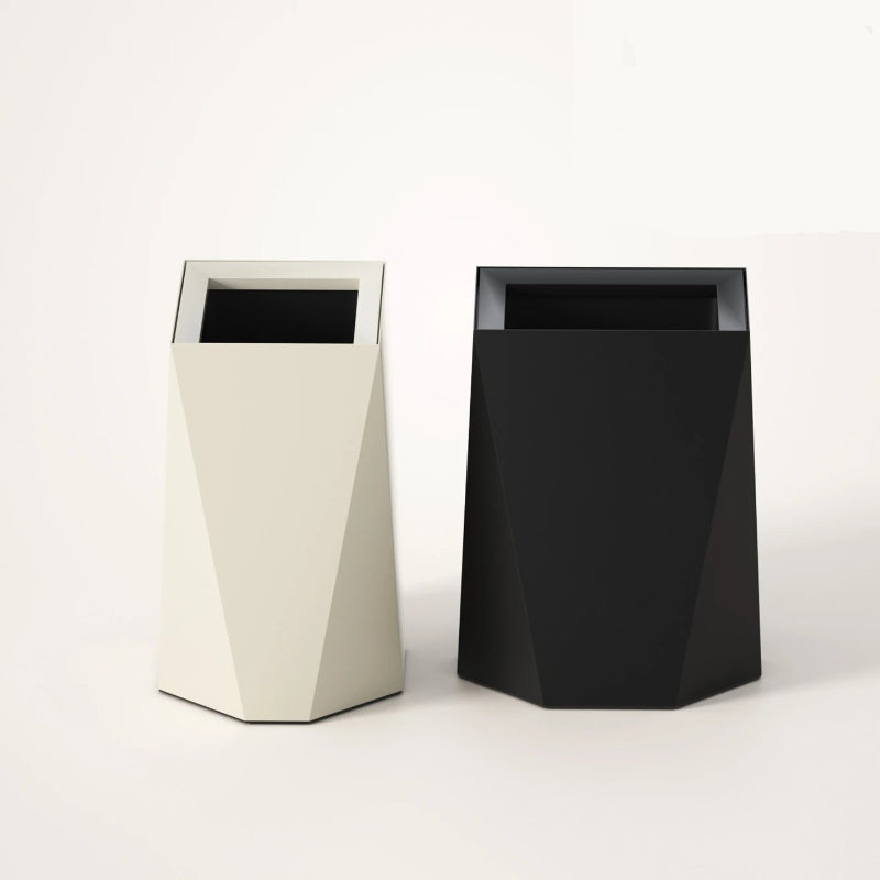Poubelle artistique en metal 10L noire et blanche