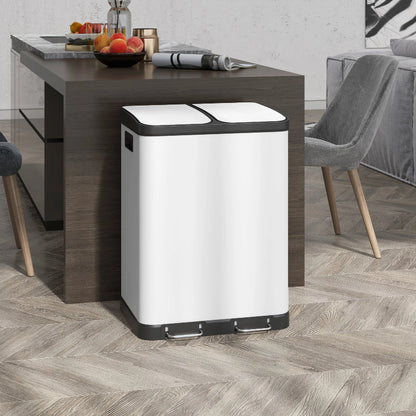 Poubelle à double compartiment 2x30L blanche dans la cuisine