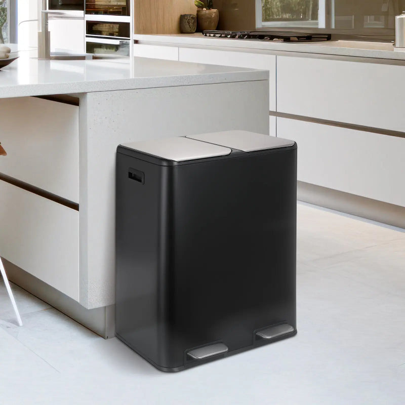 Poubelle à double compartiment noire 60L dans une cuisine