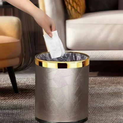 Poubelle à double paroi 10L dans un salon