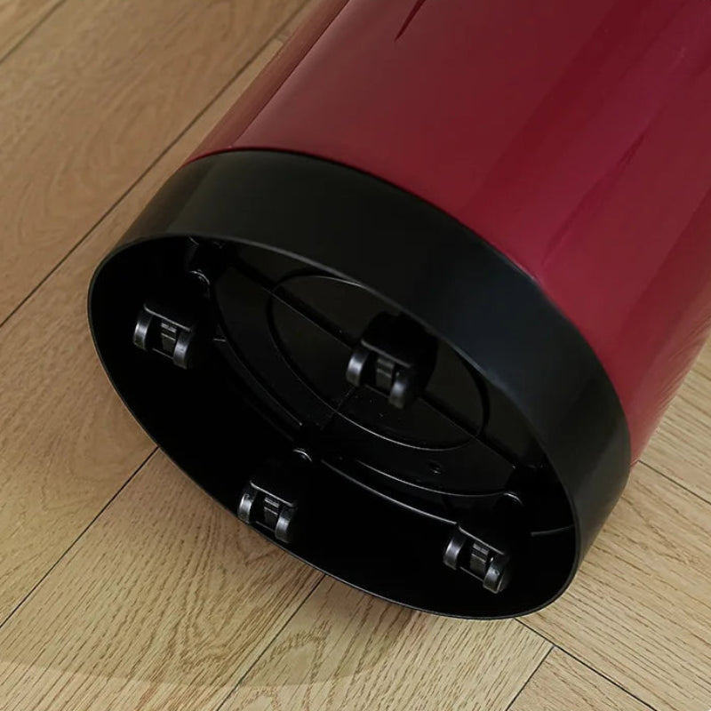Les roulettes de la poubelle en plastique design minimaliste