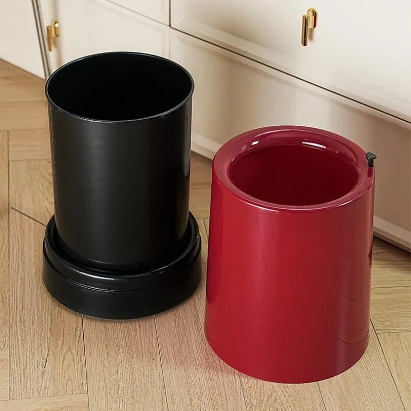 Le seau de la poubelle en plastique design minimaliste